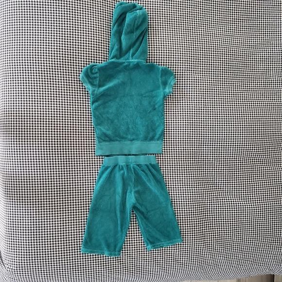 Juicy Couture Tracksuit - Picture 2 of 9